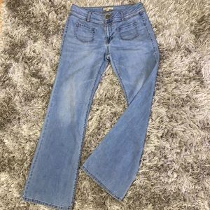 CAbi jeans SZ 6 Malibu flare